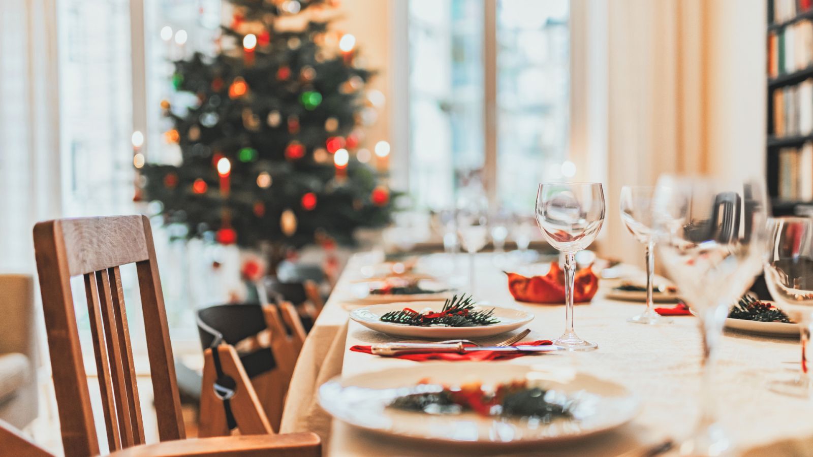 La Mañana - Sergio Fernández ayuda a ultimar los detalles en la cocina de Nochevieja