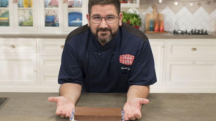 Hacer de comer - Cochinillo asado y turrón de chocolate con arroz