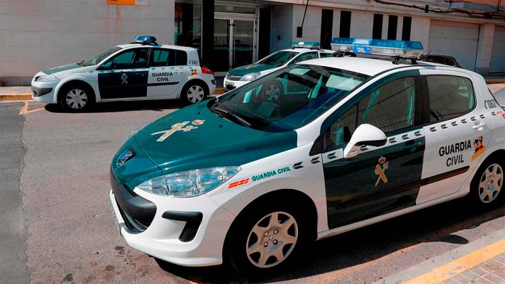 Telediario 1 - Mueren dos hombres, en A Coruña y Murcia, en sendas reyertas ocurridas en Nochevieja