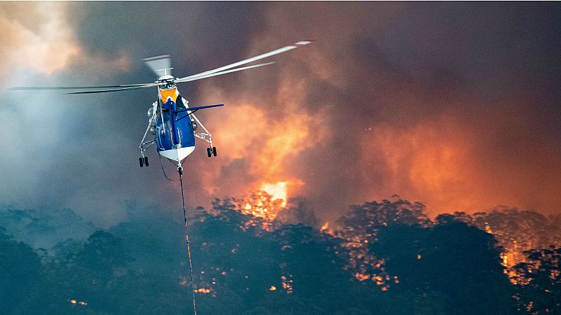 Declaran el estado de emergencia en el sudeste de Australia por los incendios que azotan al país