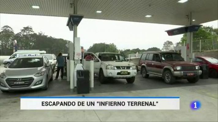 Telediario 1 - Miles de personas huyen de los incendios en Australia