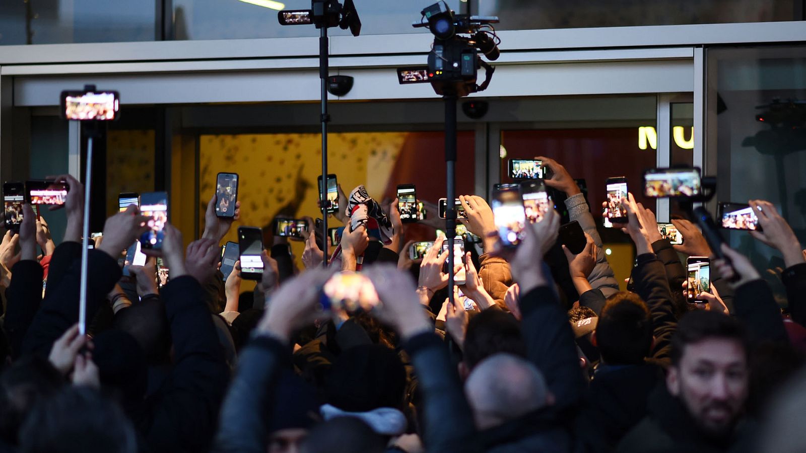 Locura en Milán por la llegada de Ibrahimovic