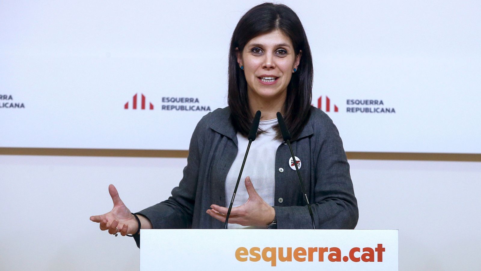 Celebraciones, recelos y críticas en el ámbito político por el acuerdo del PSOE con ERC