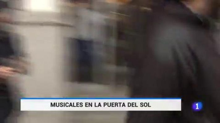 Telediario 1 - La Puerta del Sol se convierte en el escenario de los mejores musicales
