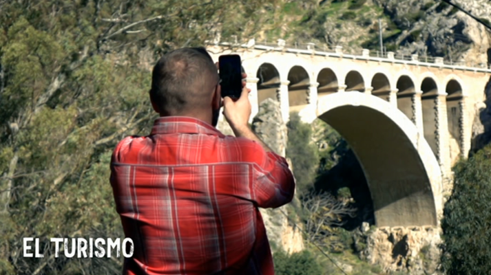 Sobresalientes - Spain in different