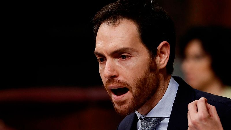 UPN critica la respuesta "acomplejada, sumisa y arrodillada" de Snchez ante Bildu en la investidura