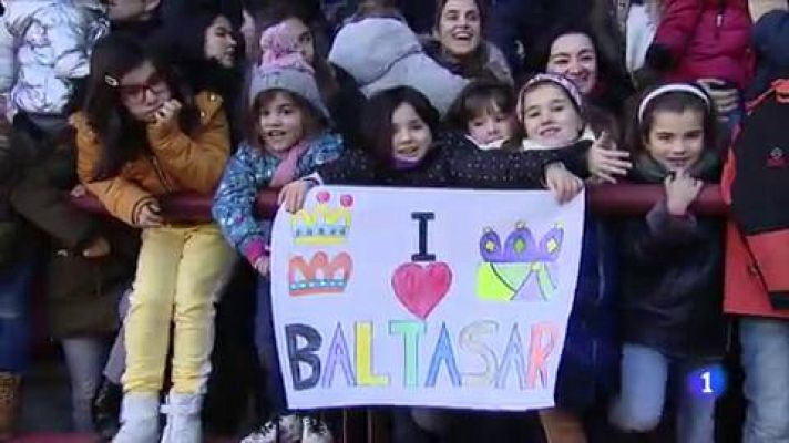 Telediario 1 - Los Reyes Magos llegan por tierra, mar y aire