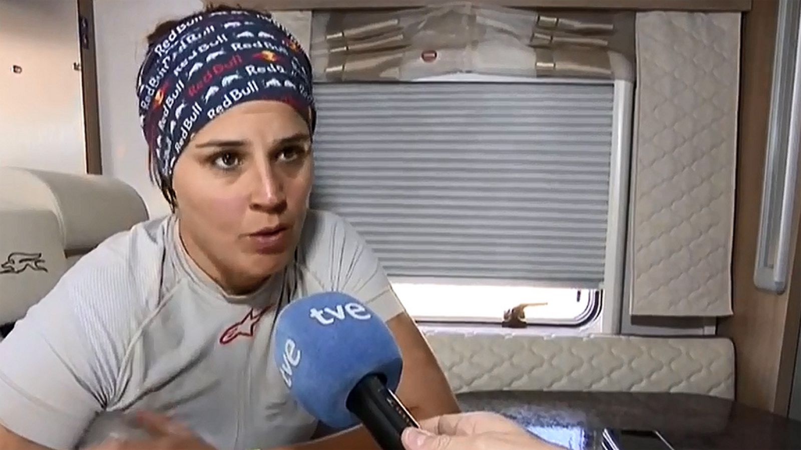 Laia Sanz: "Una piedra me ha catapultado de la moto"