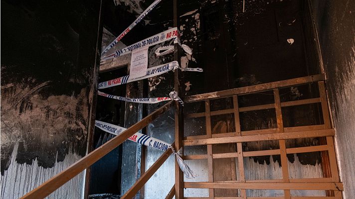 Informativo 24h - Una mujer de 24 años y un joven de 15 han fallecido en un incendio en una vivienda en Huelva