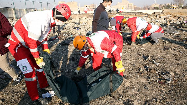 Ucrania pide una investigación para aclarar el motivo del avión siniestrado en Irán que ha dejado 176 muertos