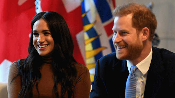 El principe Harry y Meghan Markle renuncian a sus funciones principales en la familia real británica