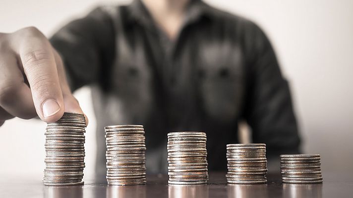 Telediario 1 - A debate la renta básica universal