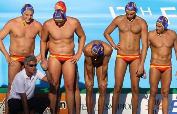  - España da la sorpresa ante Serbia