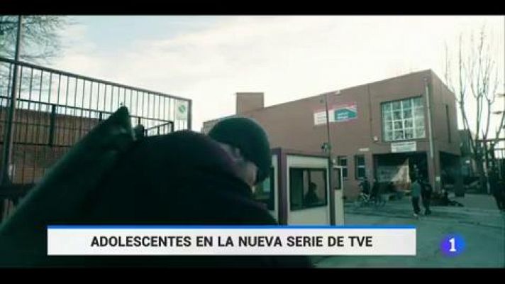 Telediario 1 - 'HIT', la nueva serie de TVE que retrata sin tapujos el sistema educativo