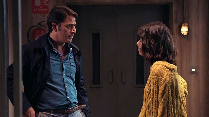  - Mercado Central - Celia no quiere seguir engañando a Adela