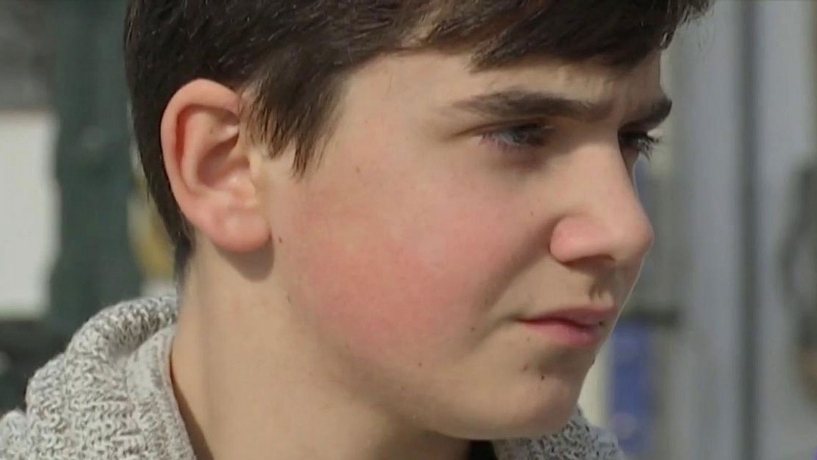 Un adolescente de 14 años realiza su testamento nada más cumplir la edad mínima legal - RTVE.es | Ver