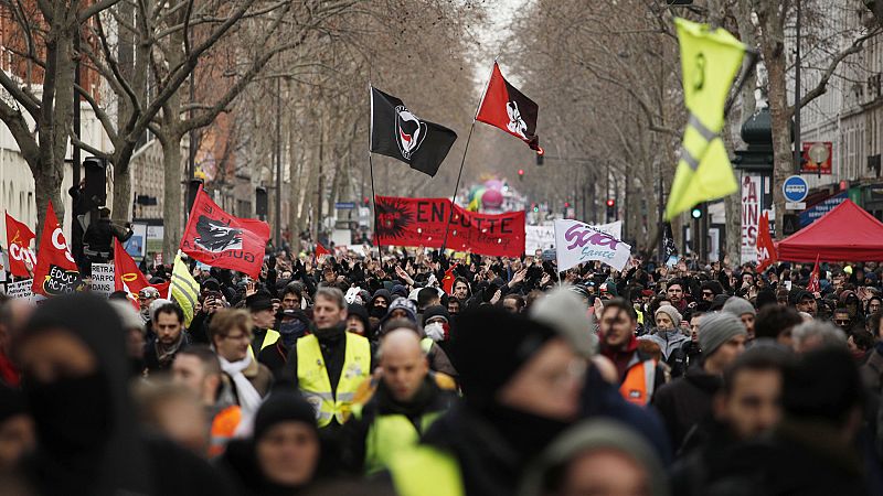 El Gobierno de Macron acepta retirar la subida de la edad la jubilación hasta los 64 años - ver ahora 