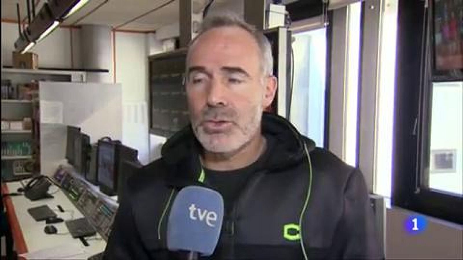 Telediario 1: Álex Corretja: "Será una final muy igualada, España llega justita de fuerzas" | RTVE Play