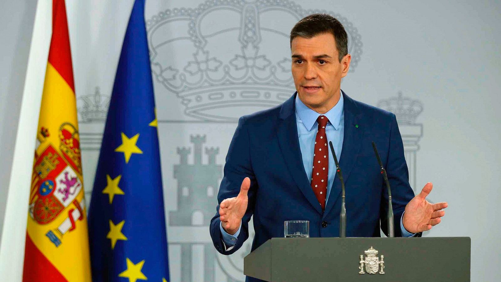 Pedro Sánchez comunica por teléfono al rey la composición del nuevo gobierno y luego comparece en La Moncloa