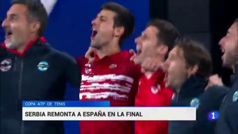 Novak Djokovic fue el héroe del equipo de Serbia, campeón de la primera edición de la Copa ATP, en la que el conjunto que ha dirigido Nenan Zimonjinc se impuso por 2-1 al de España en la final, gracias al triunfo en el doble en una jornada en la que 