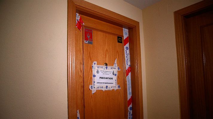 Telediario 1 - Un hombre muere por disparos de la Policía después de apuñalar a dos agentes en Vallecas