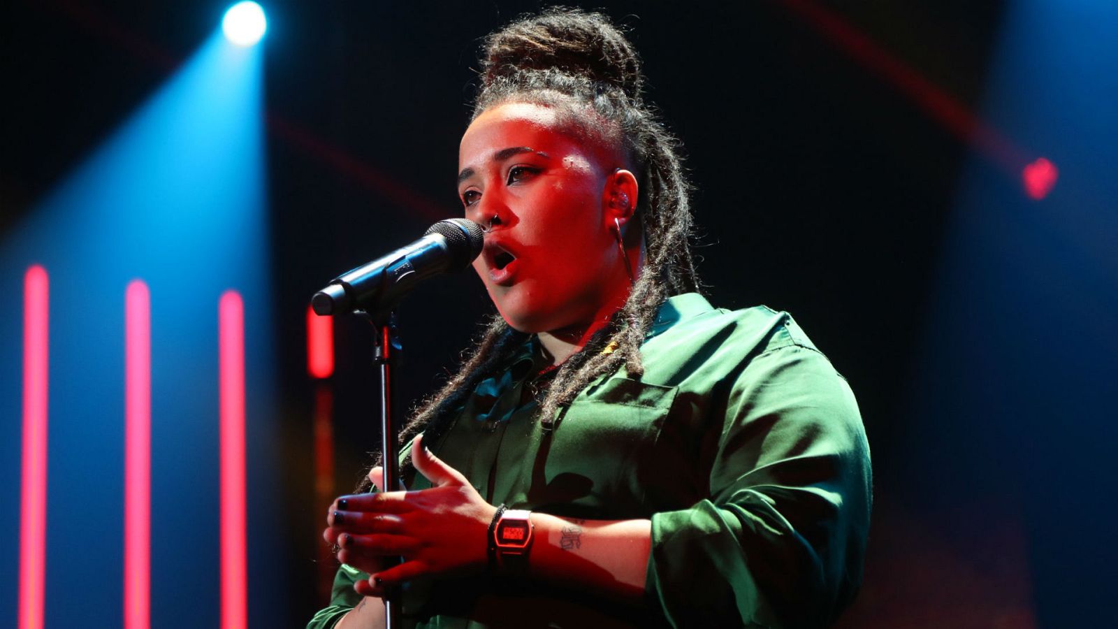 Eli canta "Mustang Sally" en la Gala 0 de Operación Triunfo