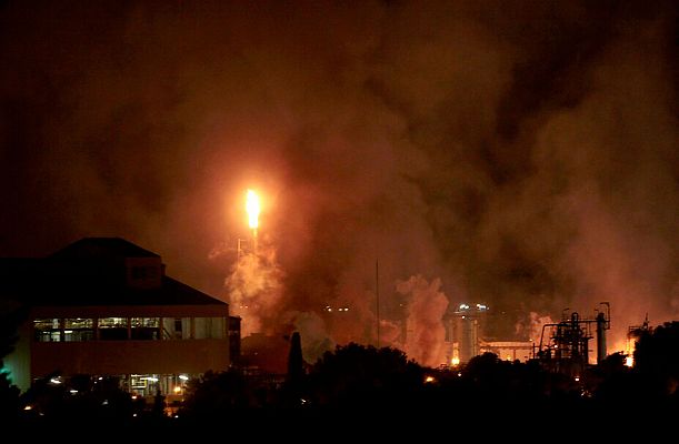  - Registrada una fuerte explosión en una industria de Tarragona