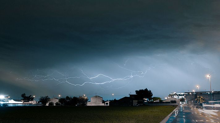 Lluvias persistentes en el oeste del sistema Central y heladas en el noreste