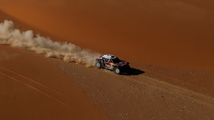 Dakar - Sainz gana la décima etapa y encarrila su tercer Dakar