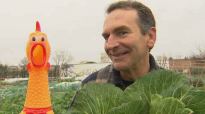 Aquí la Tierra - Marchando un doble repollo