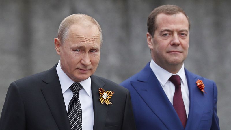 Putin provoca la dimisión del Gobierno ruso al anunciar su reforma política