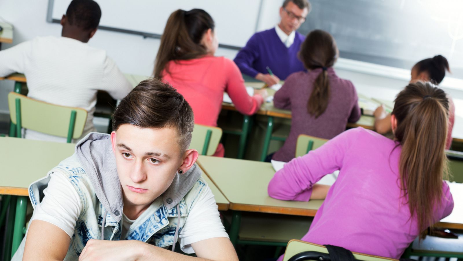 Educación y sindicatos se oponen al 'pin parental' en los colegios y anuncian acciones legales | Ver