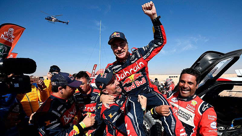 Carlos Sainz gana su tercer Dakar