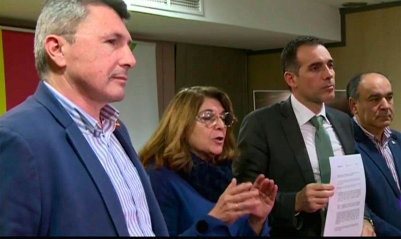 El Gobierno de Murcia aprueba sus presupuestos con el 'pin parental' de Vox como moneda de cambio