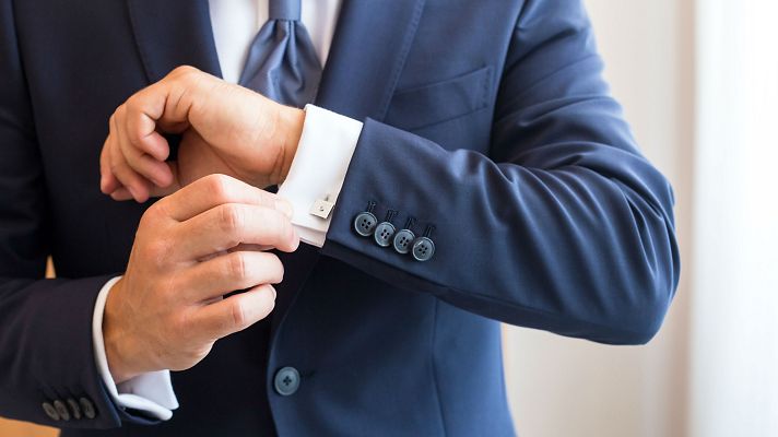 Telediario 1 - Pagar 15 euros por probarse un traje