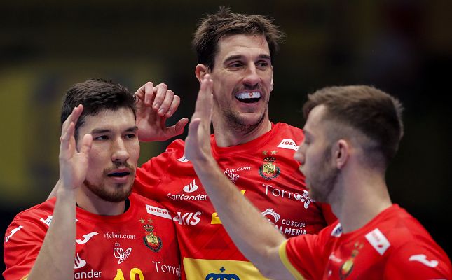 Telediario 1 - Los Hispanos, a vencer a una Austira contra las cuerdas