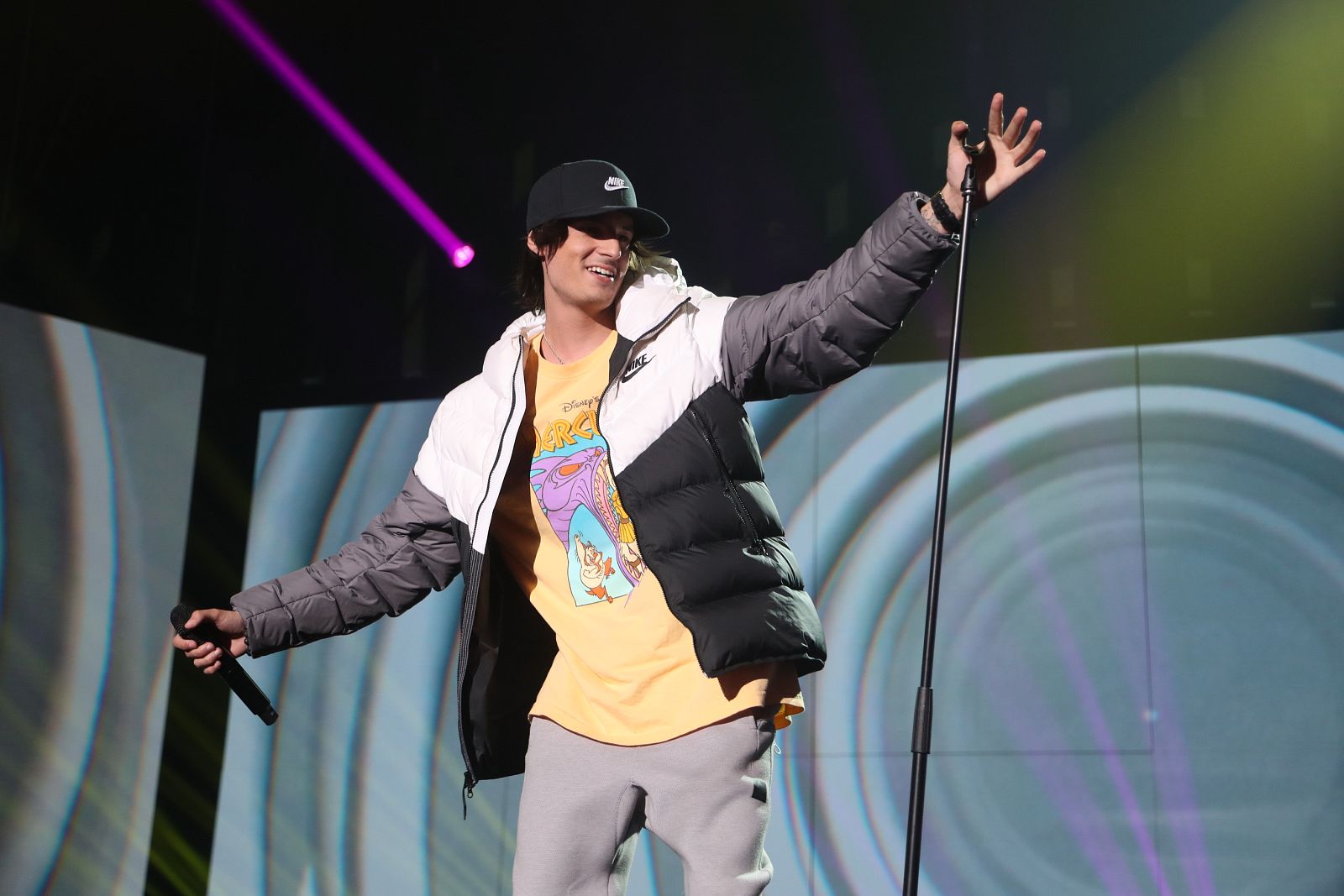 Danny Ocean, uno de los invitados especiales, canta "Swing" en la Gala 1 de Operación Triunfo 2020