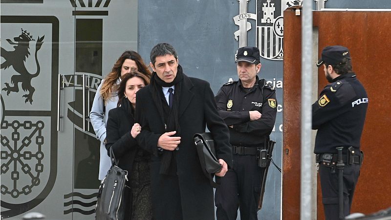 Trapero declara que se dieron pautas sobre el uso de la fuerza - RTVE.es - Informativo 24h | Ver