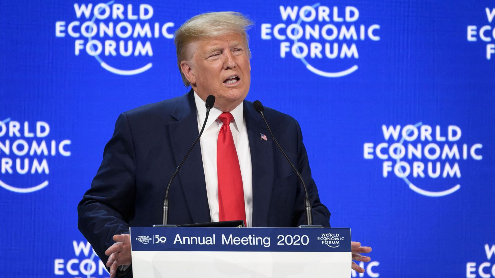 Trump defiende en Davos la fortaleza económica de Estados Unidos y pone en duda la crisis climática - RTVE.es