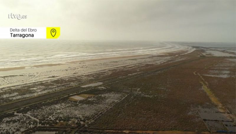 El Delta del Ebro inundado por las intensas lluvias y el oleaje de 'Gloria'