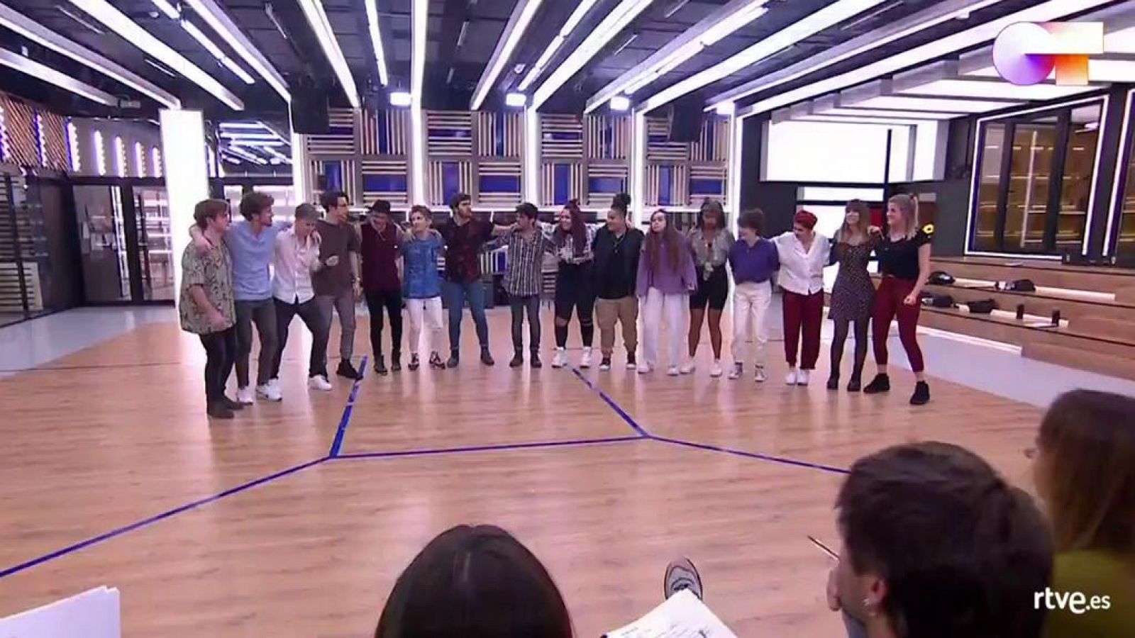 Ot 2020 Ot 2020 Interpretan I Ll Be There For You En El Primer Pase De Micros De La Gala 2 De Operación Triunfo 2020