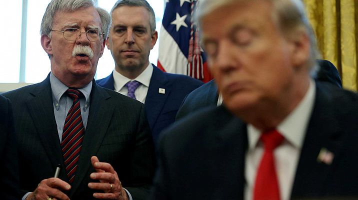 Telediario 1 - Misión: destituir al presidente