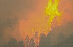 Continúa activo el incendio de la Sierra de Cuenca