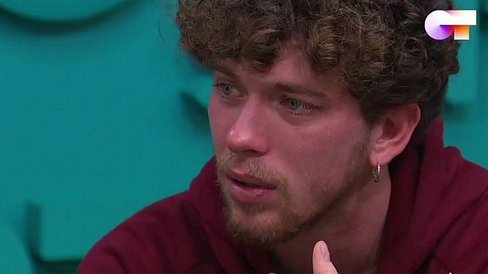 OT 2020 - Noemí riñe a Jesús después de su conflicto con Ariadna