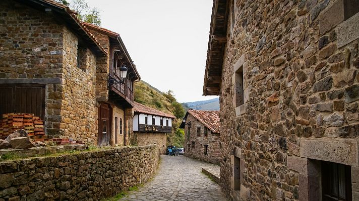 Telediario 1 - Recetas turísticas contra la despoblación
