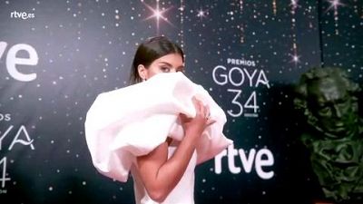 Premios Goya - Dulceida, espectacular de blanco, en la cmara glamur de los Goya