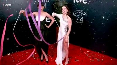 Premios Goya - Belén Cuesta y Anna Castillo comparten la cámara glamur de los Goya