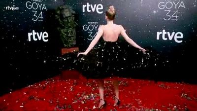Premios Goya - Natalia de Molina posa en la cámara glamur antes de saber si gana su tercer Goya