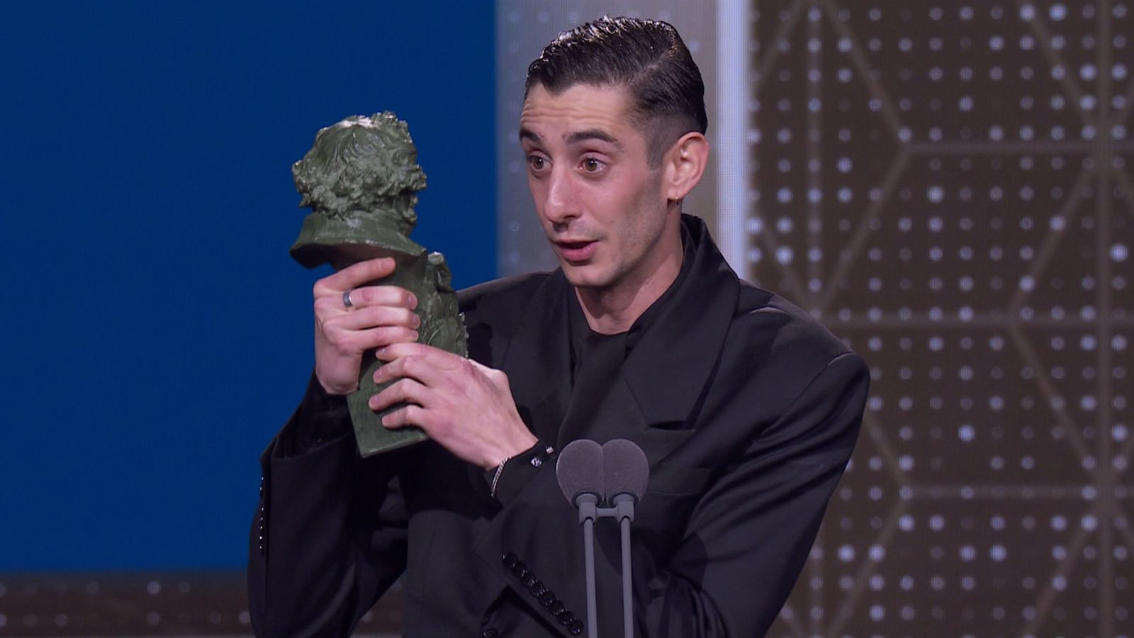 Premios Goya 2020: Enric Auquer, mejor actor revelación, por 'Quien a hierro mata' - RTVE.es