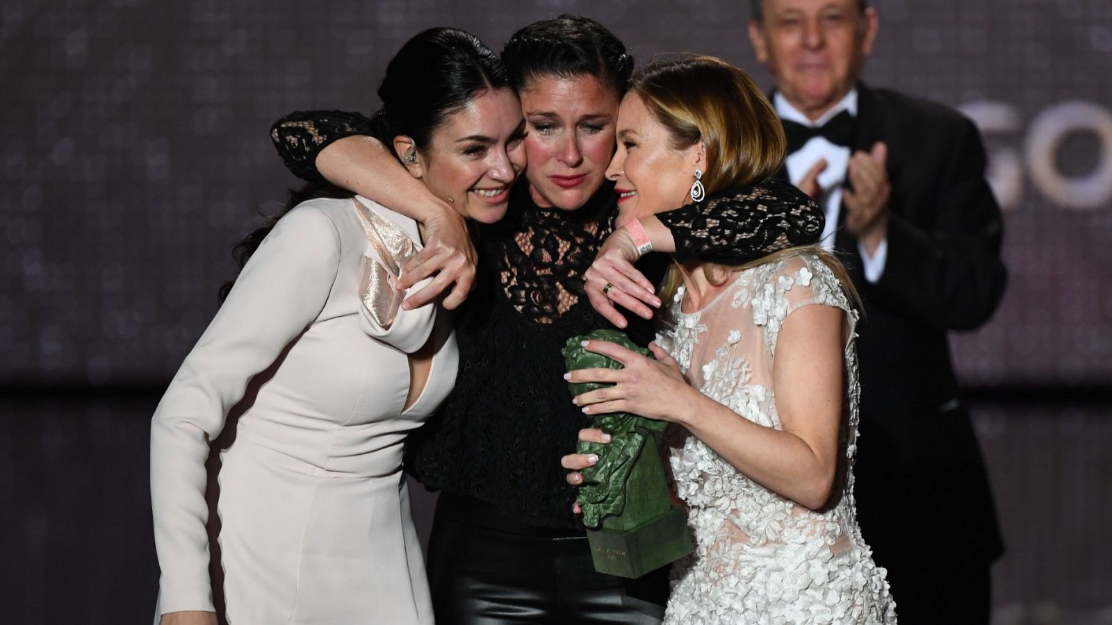 Premios Goya: Celia Flores, Tamara Esteve y María Esteve recogen el Goya de Honor a Pepa Flores - RTVE.es